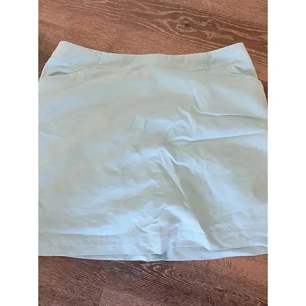 Nike golf skirt size 12 #4‎